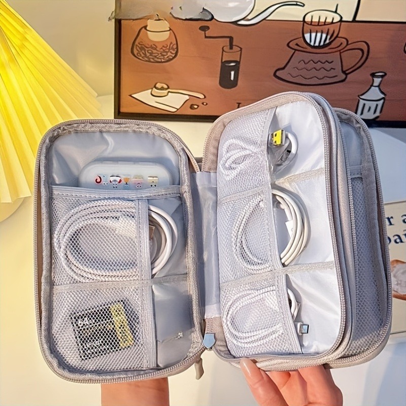 กระเป๋าจัดระเบียบสำหรับเดินทาง - Tech Accessories Case บทวิจารณ์และราคา
